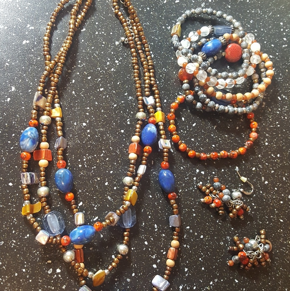 a cute beaded necklace set complete
